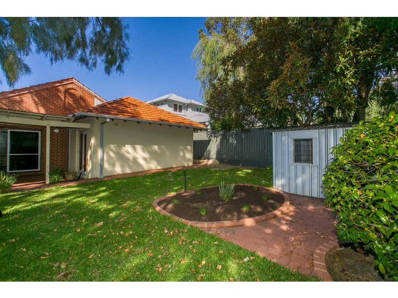 15 Robinson Street, Nedlands WA 6009