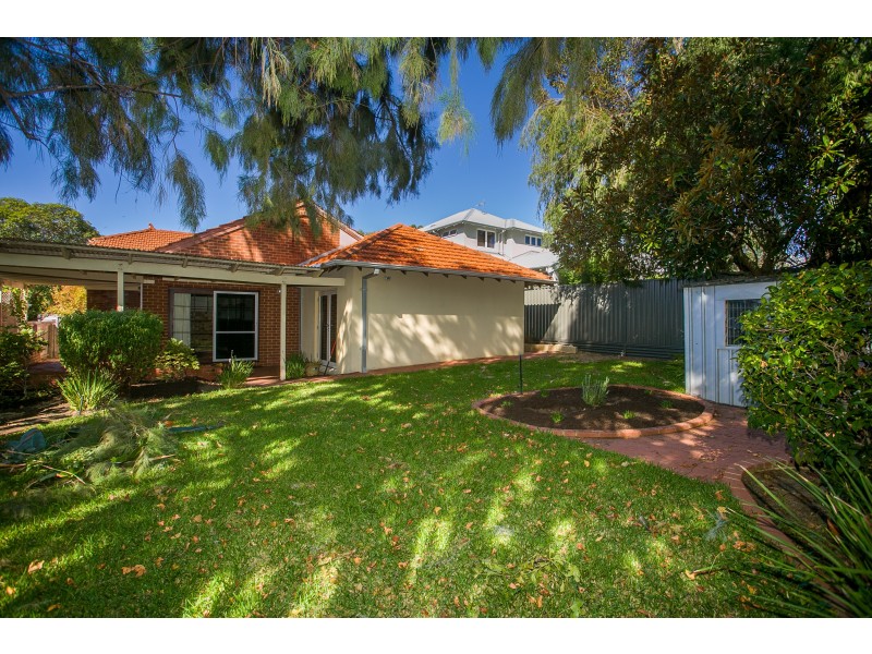15 Robinson Street, Nedlands WA 6009