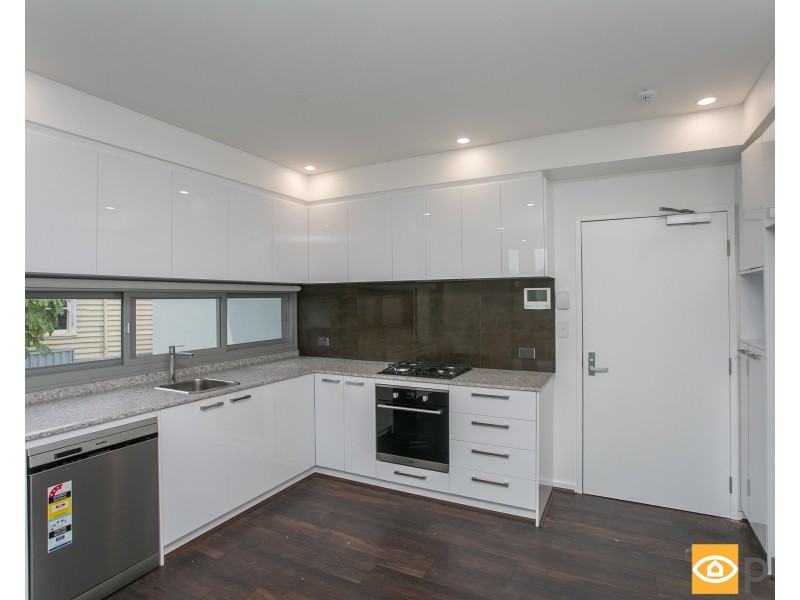 12/137 Whatley Crescent, Bayswater WA 6053