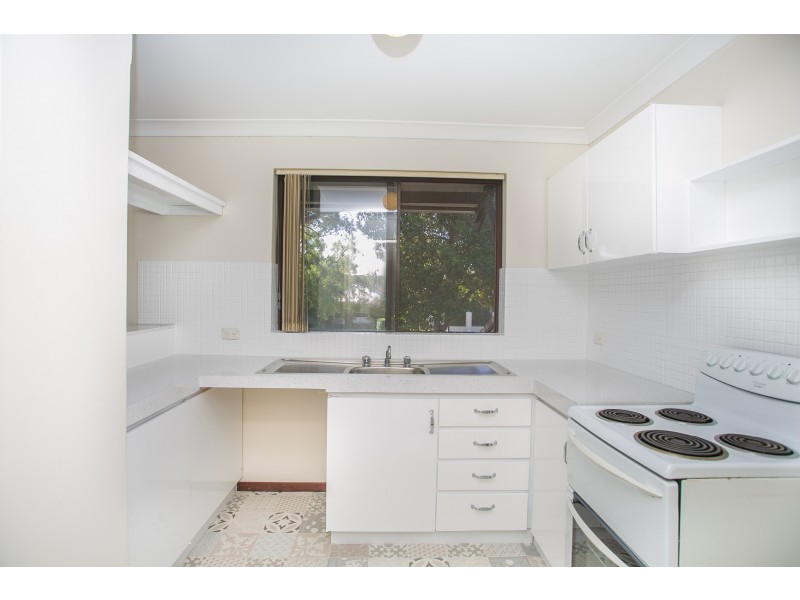 8/19 Keightley Road East, Shenton Park WA 6008