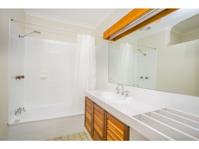 8/19 Keightley Road East, Shenton Park WA 6008