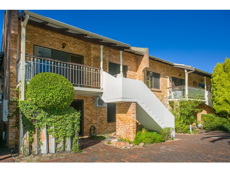 8/19 Keightley Road East, Shenton Park WA 6008