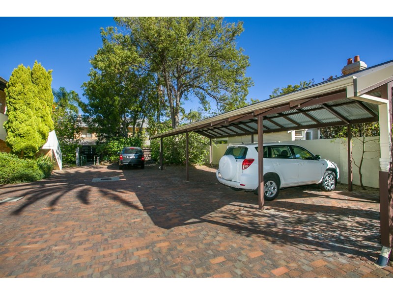 8/19 Keightley Road East, Shenton Park WA 6008