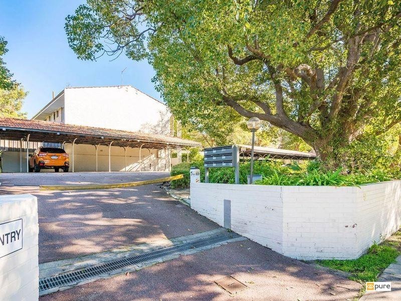 11/9 Freshwater Parade, Claremont WA 6010
