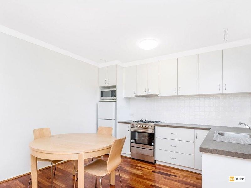 11/9 Freshwater Parade, Claremont WA 6010