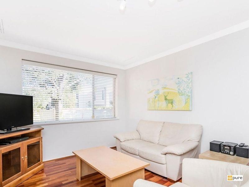 11/9 Freshwater Parade, Claremont WA 6010