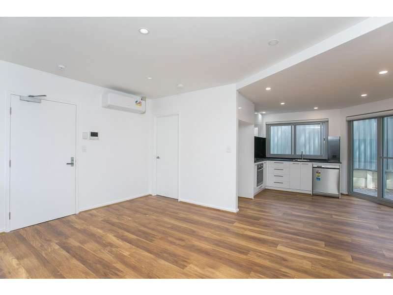 4/137 Whatley Crescent, Bayswater WA 6053