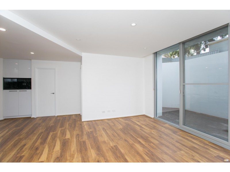 4/137 Whatley Crescent, Bayswater WA 6053