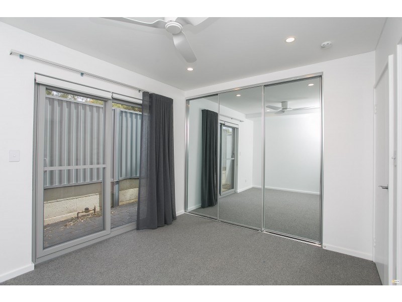 4/137 Whatley Crescent, Bayswater WA 6053