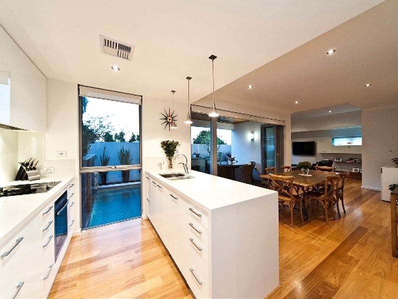 2A Warwick Street, West Leederville WA 6007