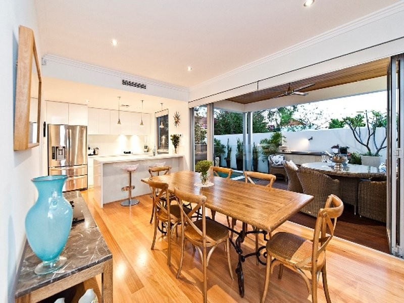 2A Warwick Street, West Leederville WA 6007