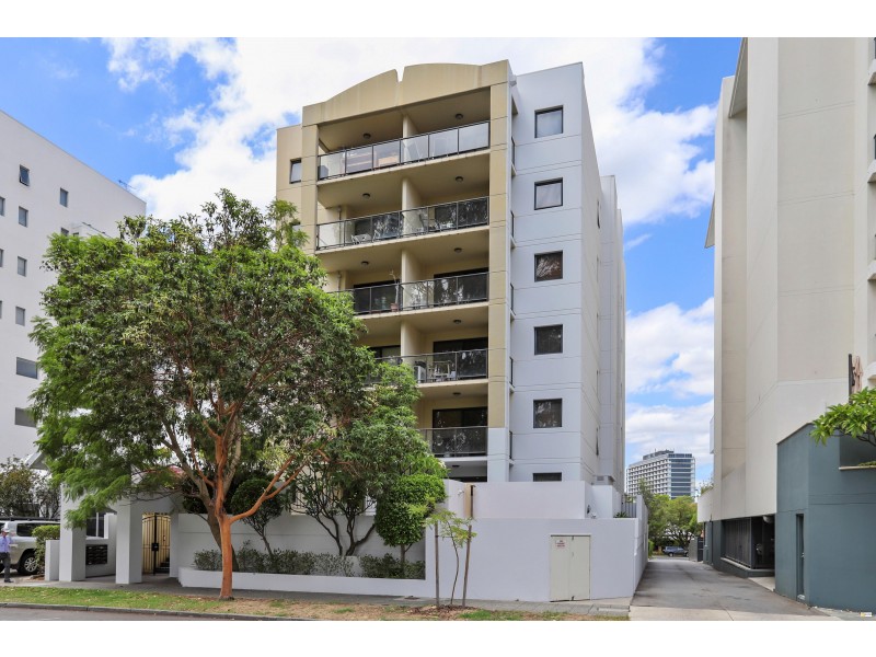 18/2 Outram Street, West Perth WA 6005