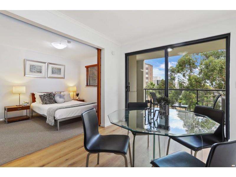 18/2 Outram Street, West Perth WA 6005