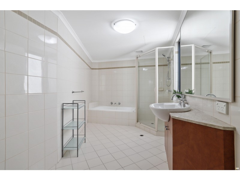 18/2 Outram Street, West Perth WA 6005