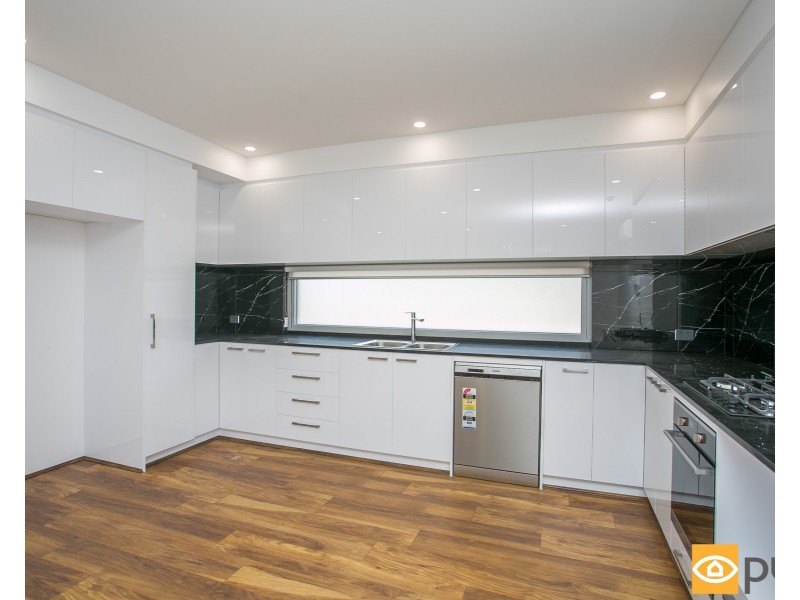 11/137 Whatley Crescent, Bayswater WA 6053