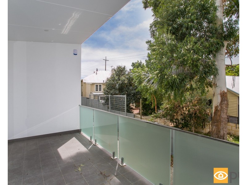 11/137 Whatley Crescent, Bayswater WA 6053