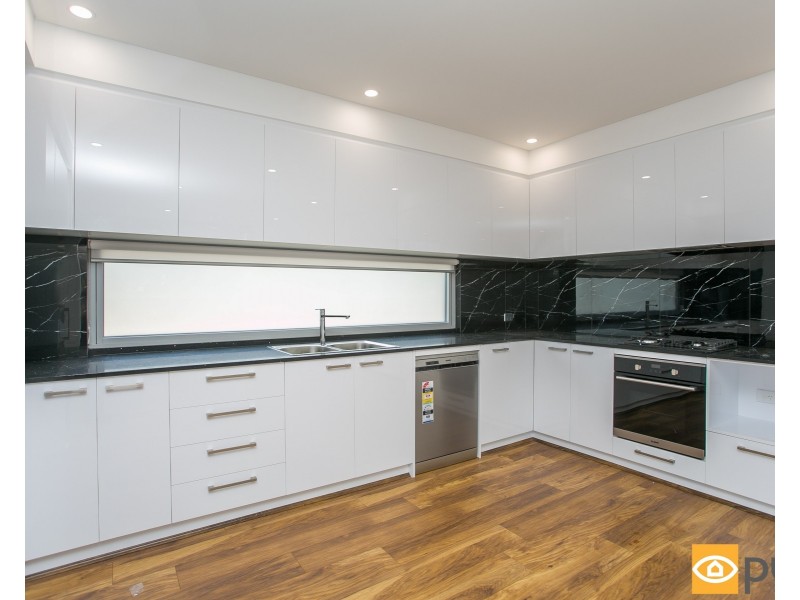 11/137 Whatley Crescent, Bayswater WA 6053