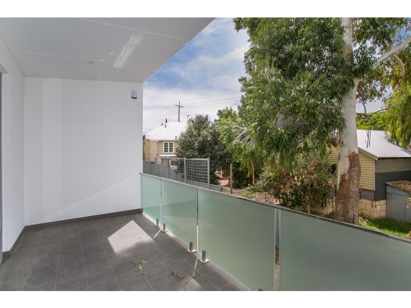 7/137 Whatley Crescent, Bayswater WA 6053