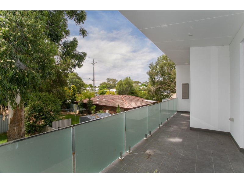 7/137 Whatley Crescent, Bayswater WA 6053