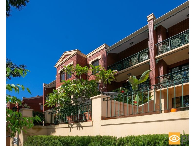 21/103 Wellington Street, East Perth WA 6004
