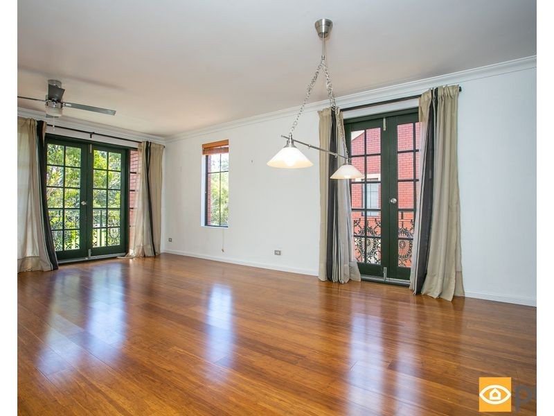 21/103 Wellington Street, East Perth WA 6004
