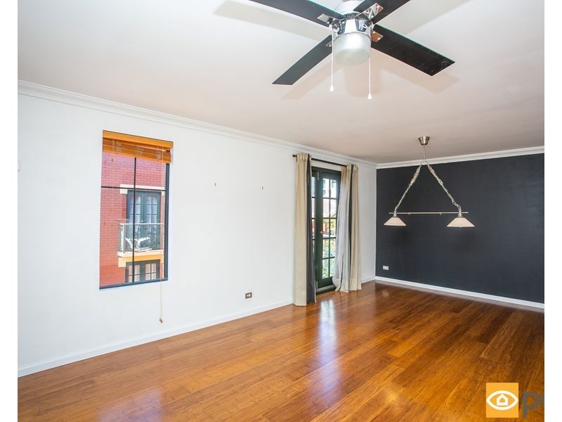 21/103 Wellington Street, East Perth WA 6004