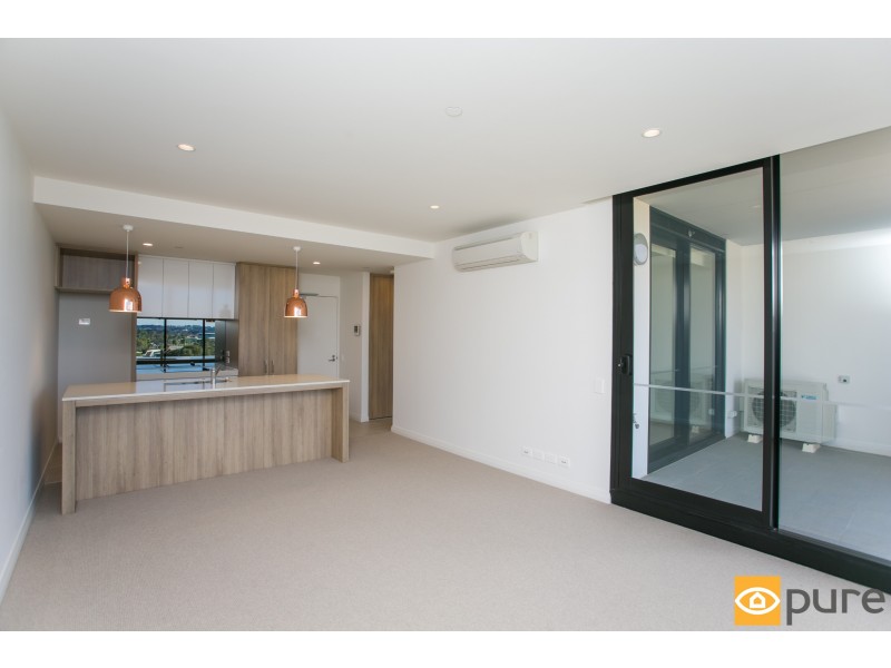 706/6 Baumea Way, Innaloo WA 6018