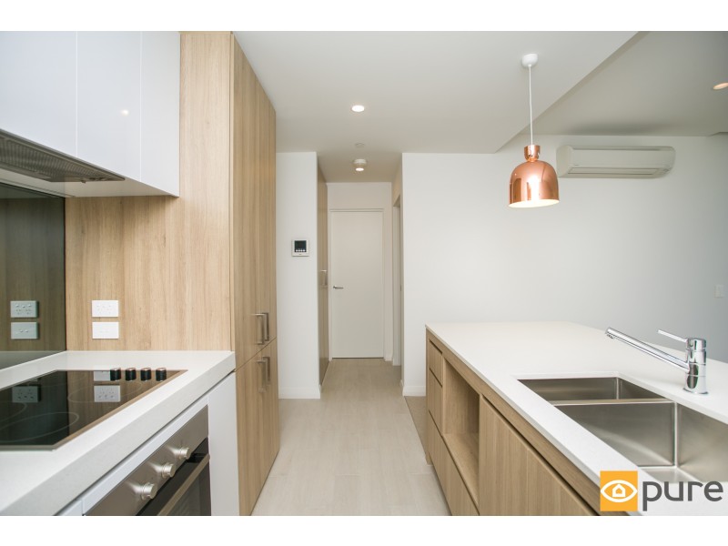 706/6 Baumea Way, Innaloo WA 6018