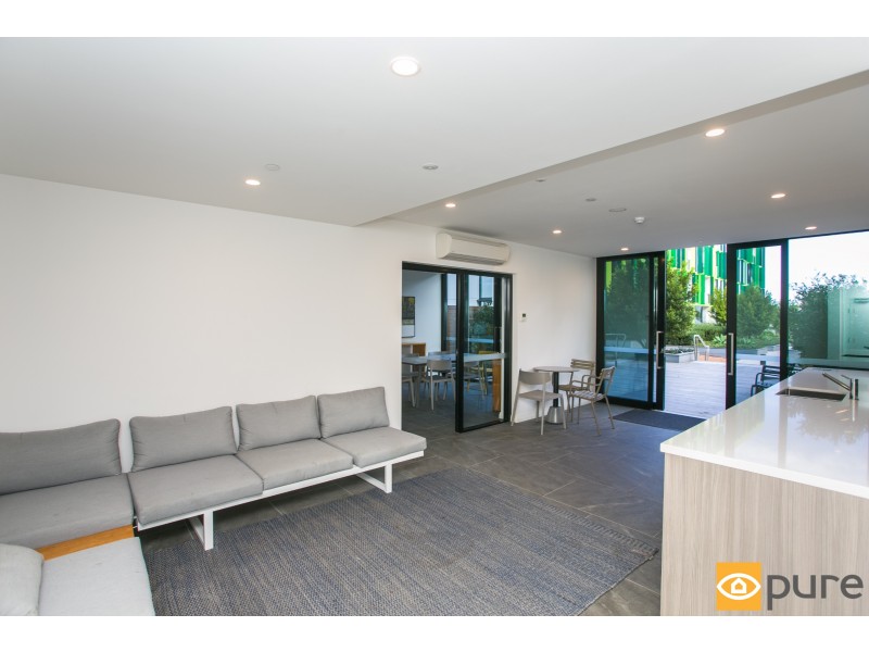 706/6 Baumea Way, Innaloo WA 6018