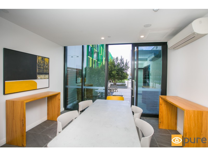 706/6 Baumea Way, Innaloo WA 6018