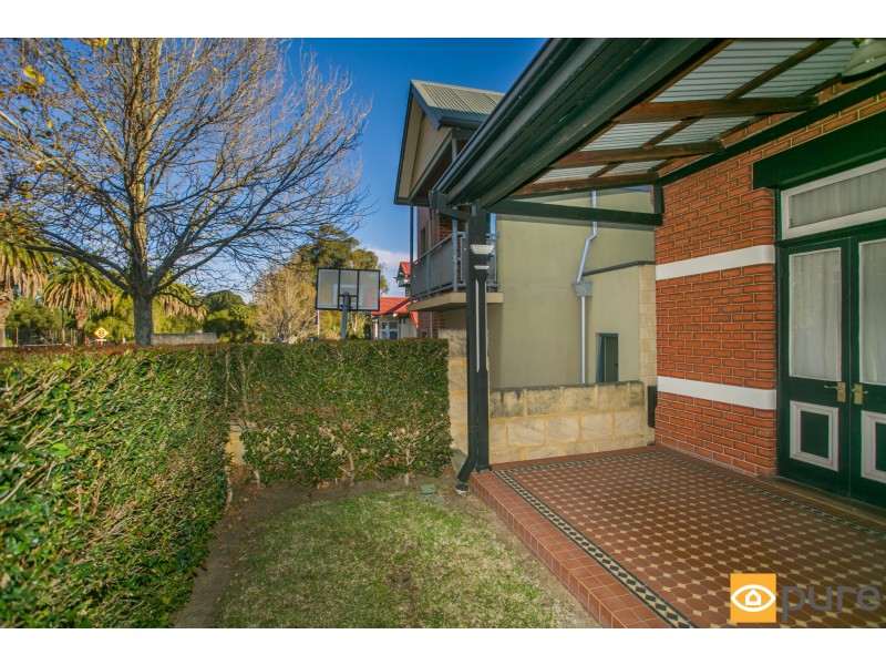 425 Rokeby Road, Shenton Park WA 6008