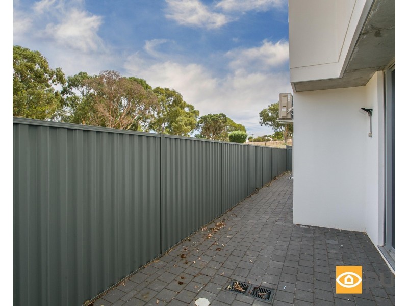 2/137 Whatley Crescent, Bayswater WA 6053
