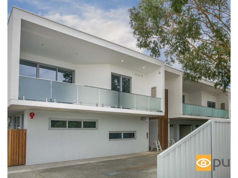2/137 Whatley Crescent, Bayswater WA 6053