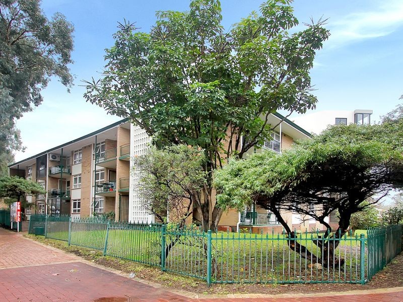 12/168 Broadway, Crawley WA 6009