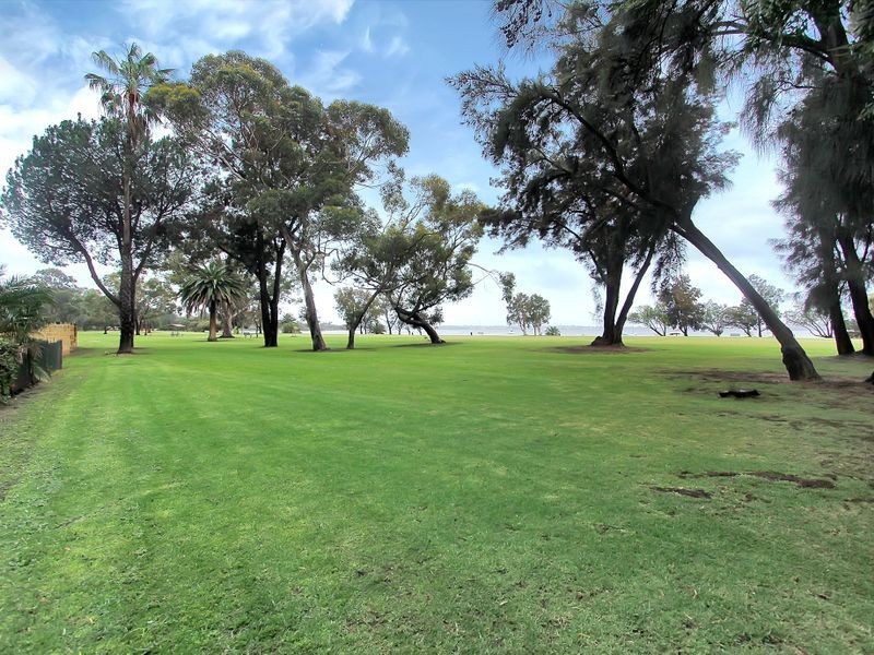 12/168 Broadway, Crawley WA 6009