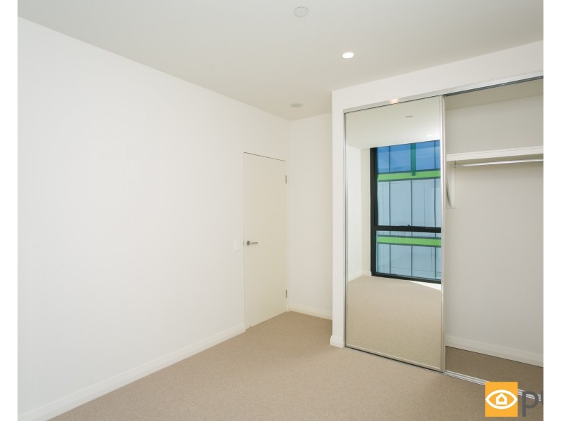 707/6 Baumea Way, Innaloo WA 6018