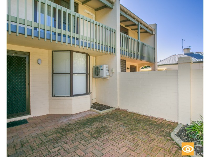 2/8 Suffolk Street, Fremantle WA 6160
