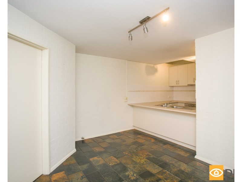 2/8 Suffolk Street, Fremantle WA 6160