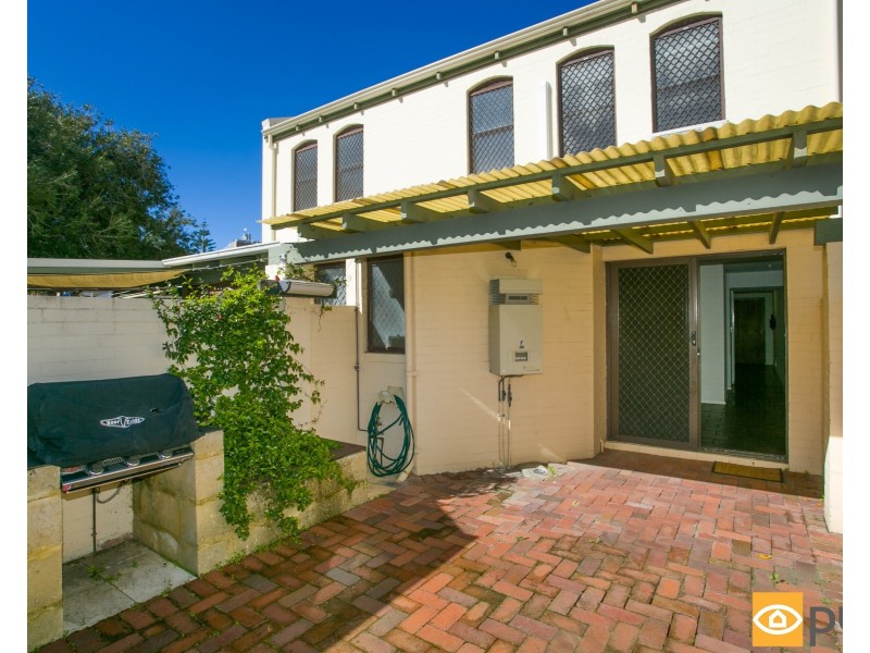 2/8 Suffolk Street, Fremantle WA 6160