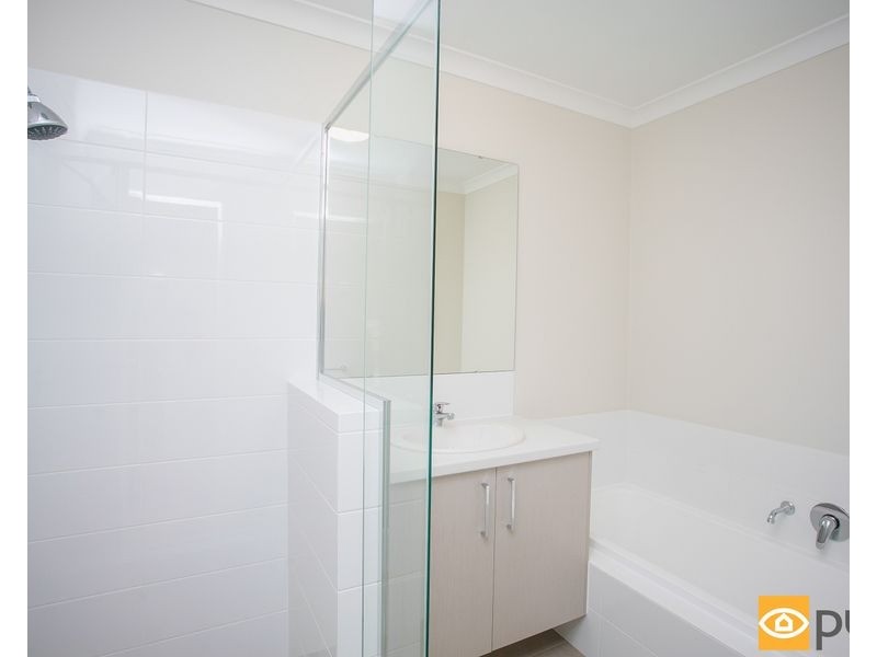 1/45 Colne Way, Girrawheen WA 6064