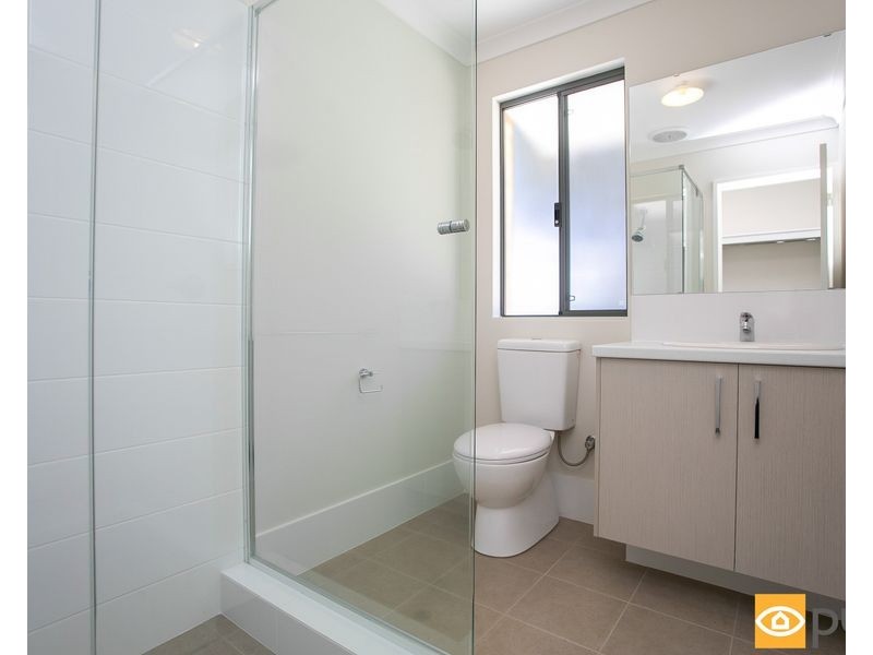 1/45 Colne Way, Girrawheen WA 6064