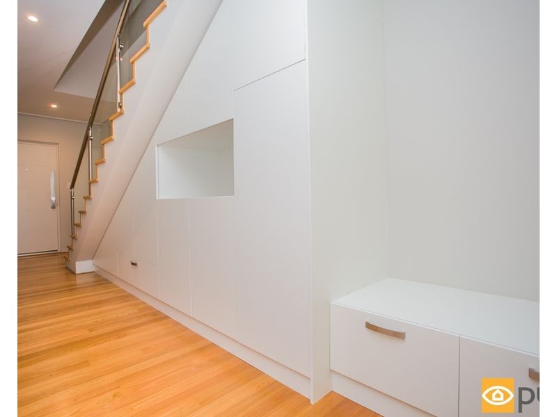 14B The Avenue, Crawley WA 6009