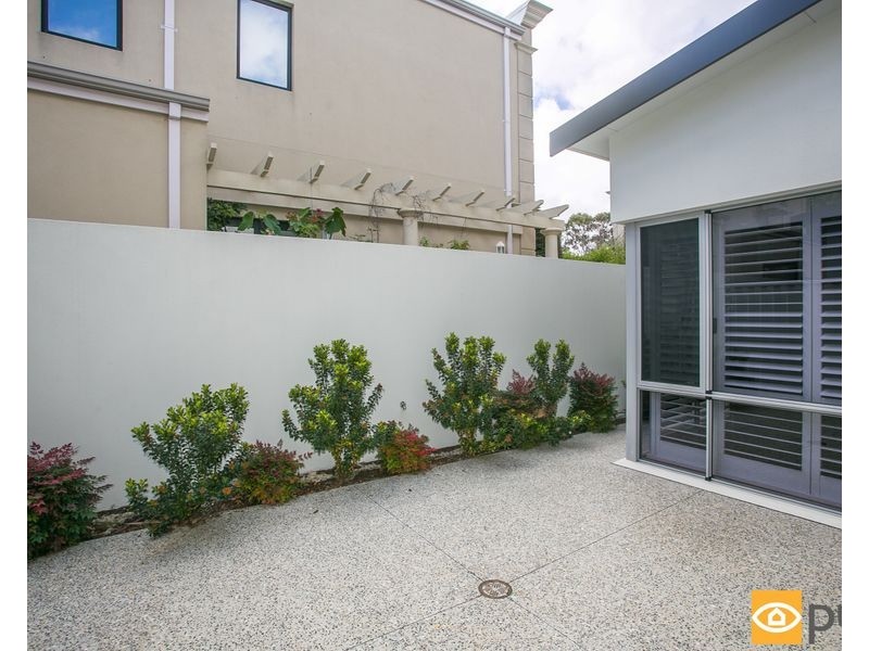 14B The Avenue, Crawley WA 6009