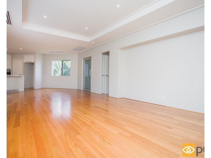 14B The Avenue, Crawley WA 6009