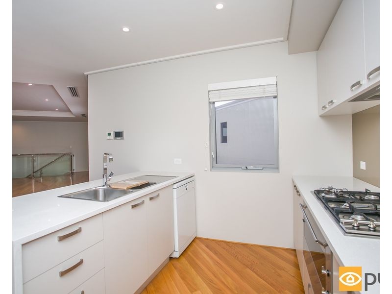 14B The Avenue, Crawley WA 6009