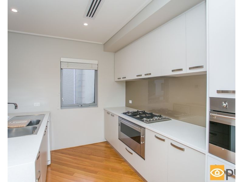 14B The Avenue, Crawley WA 6009