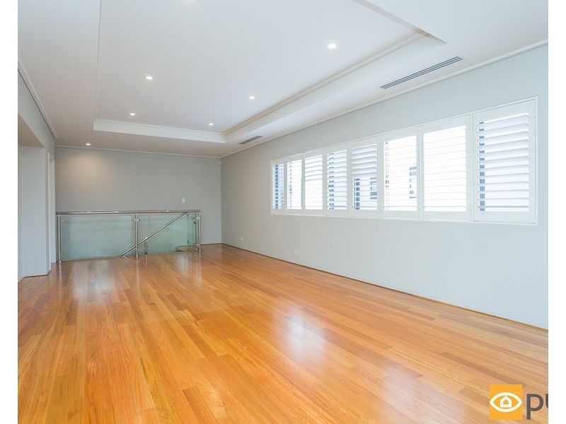 14B The Avenue, Crawley WA 6009