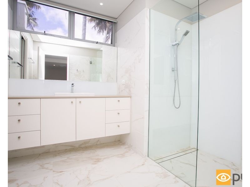 14B The Avenue, Crawley WA 6009