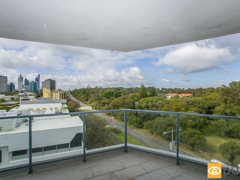 64/36 Kings Park Road, West Perth WA 6005