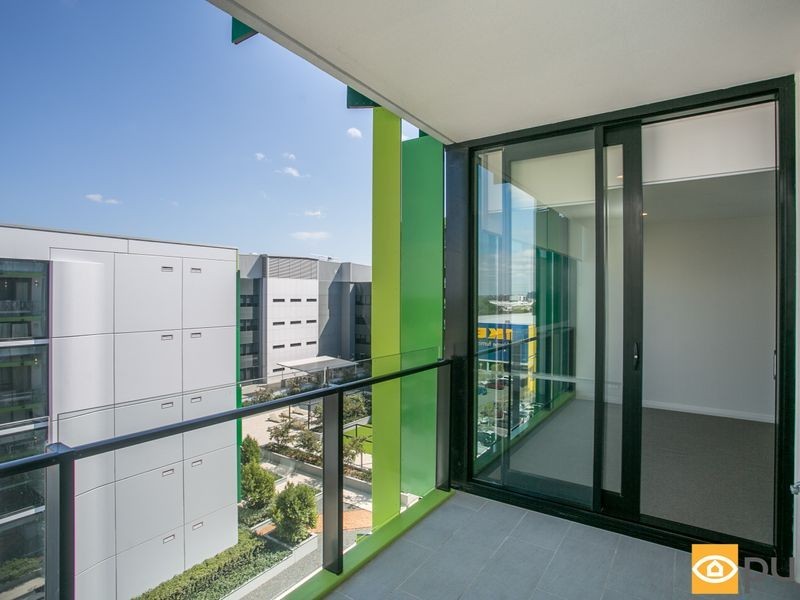 602/6 Baumea Way, Innaloo WA 6018